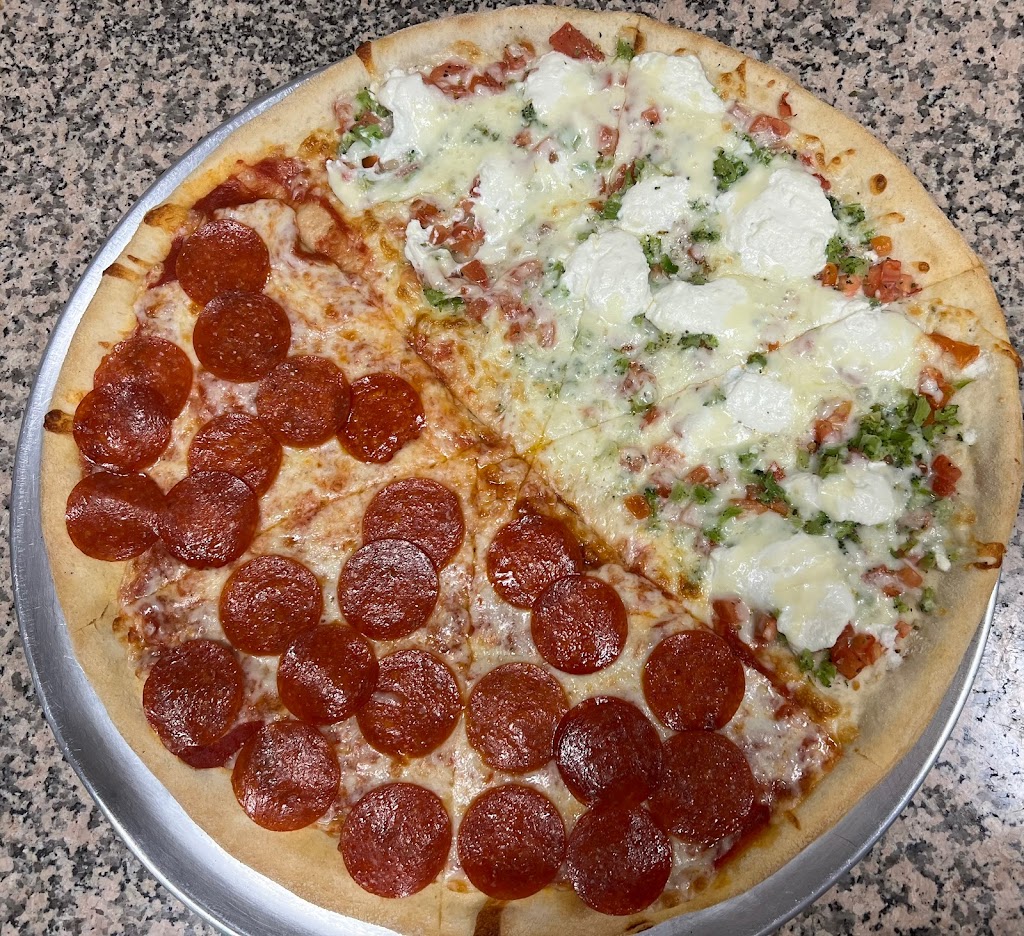 Dianas Pizza | 2367 Pasqualone Blvd, Bensalem, PA 19020 | Phone: (215) 752-5508