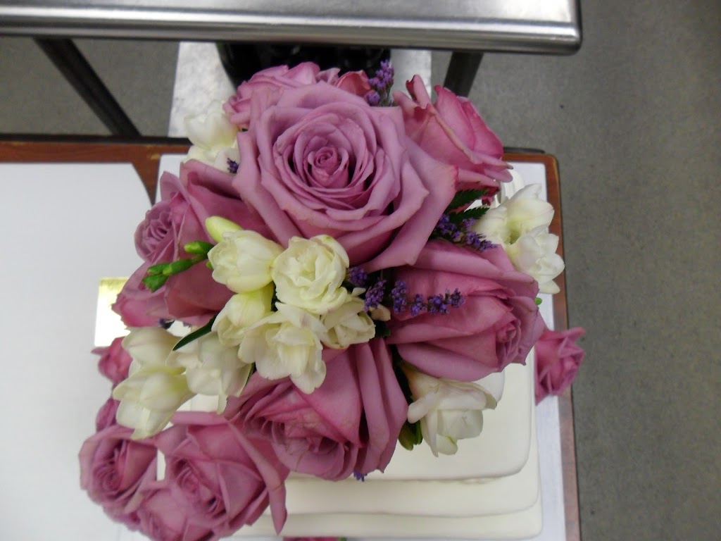 Gordon Florist Inc | 4275 County Line Rd Unit 13, Chalfont, PA 18914 | Phone: (215) 716-3332