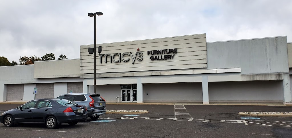 Macys | 493 NJ-38, Maple Shade, NJ 08052 | Phone: (856) 667-6495