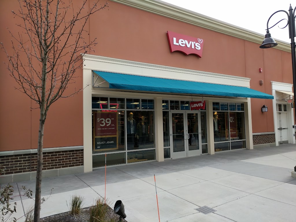 Levis Outlet Store | 100 Premium Outlets Dr Suite 150, Blackwood, NJ 08012 | Phone: (856) 302-4565