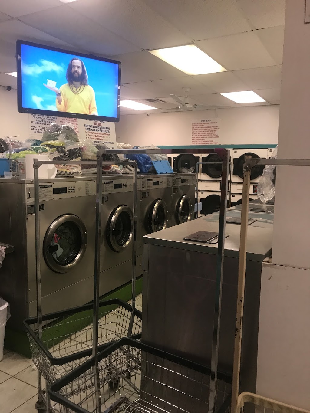 D&Y Laundromat | 6825 Ogontz Ave, Philadelphia, PA 19138 | Phone: (215) 927-6337