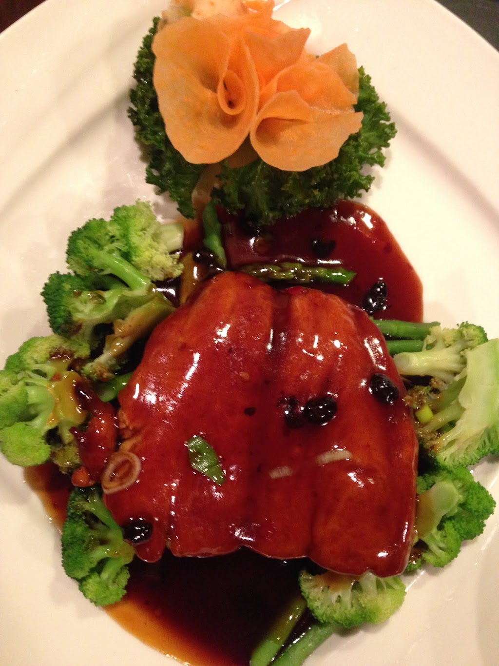 Lucky Star Asian Cuisine | 8919 Ridge Ave Store #15 & 16, Philadelphia, PA 19128 | Phone: (215) 482-3760