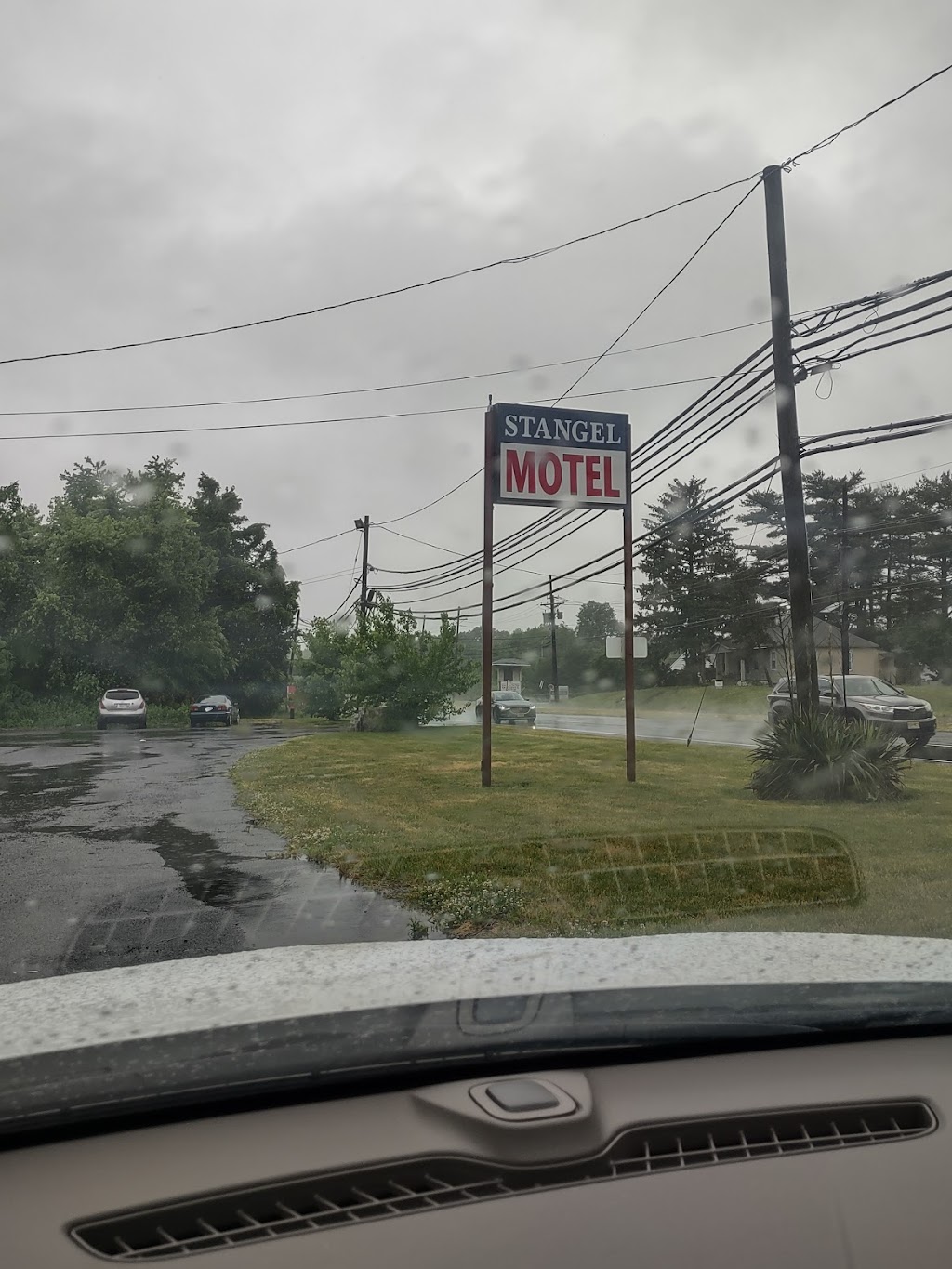 Stangel Motel | 2086 US-130, Burlington, NJ 08016 | Phone: (609) 499-9722