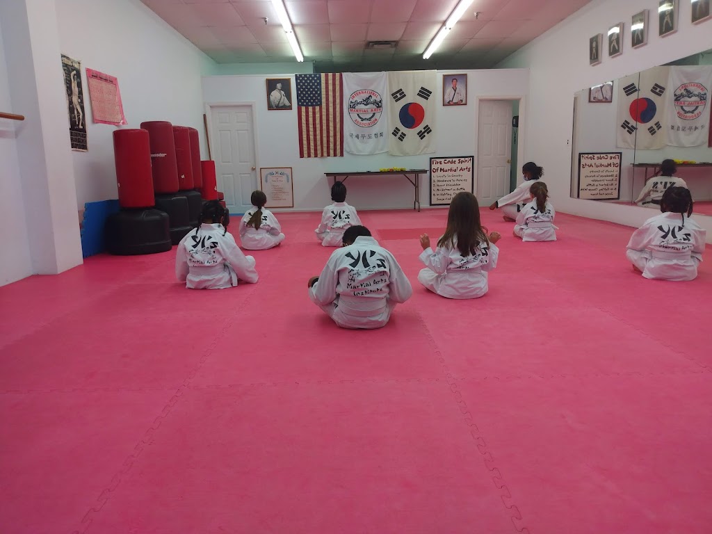 Yis Karate Institute | 344 Greentree Rd, Sewell, NJ 08080 | Phone: (856) 582-0200