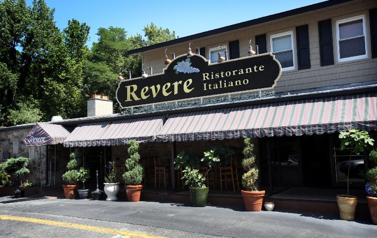 Revere Restaurant | 802 River Rd, Ewing Township, NJ 08628 | Phone: (609) 882-6365