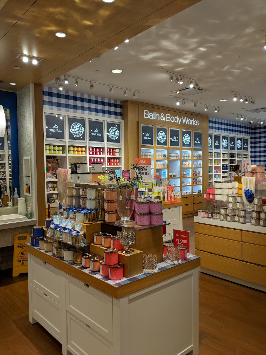 Bath & Body Works | 1750 Deptford Center Rd, Deptford, NJ 08096 | Phone: (856) 537-6439