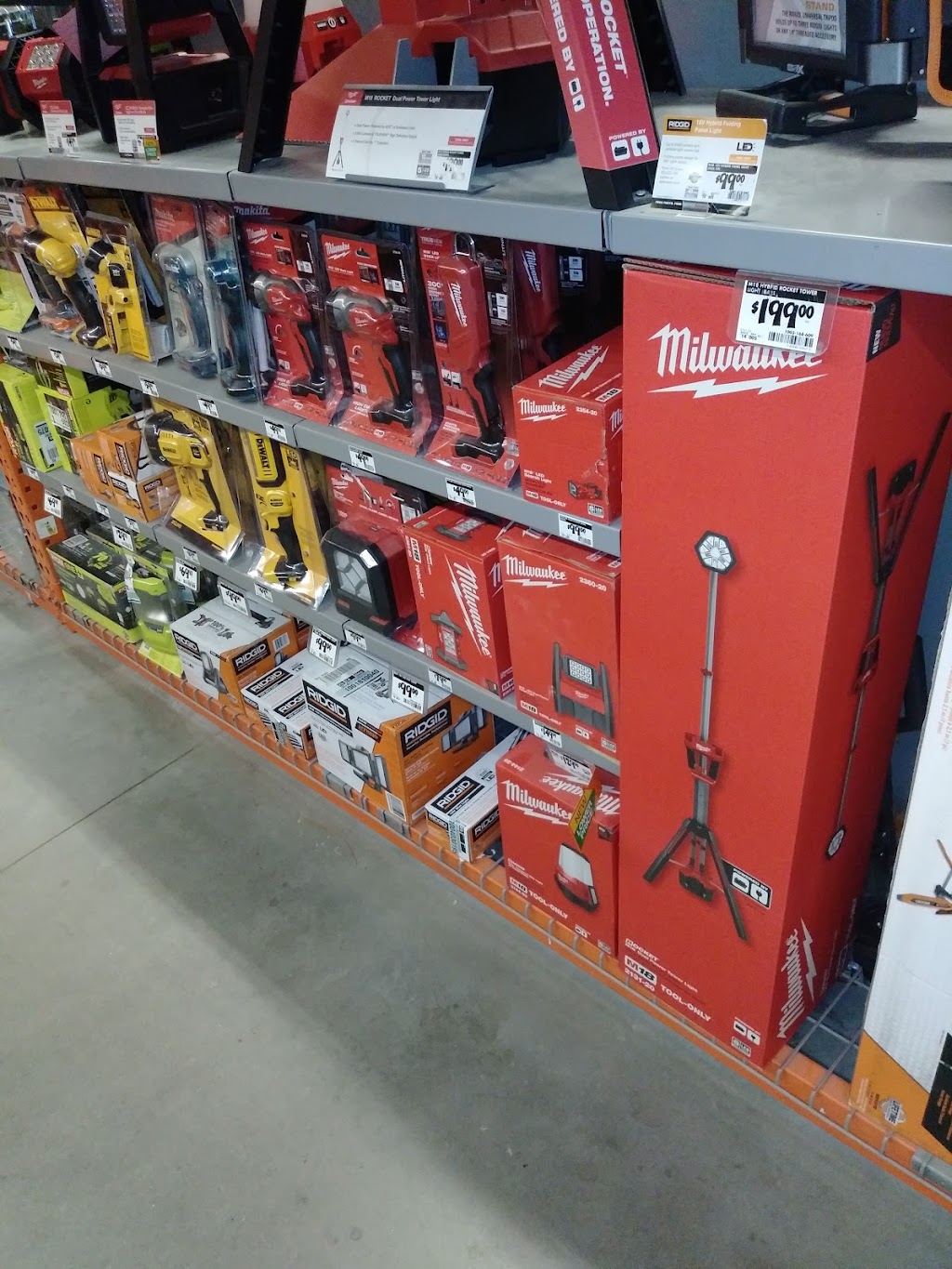 Pro Desk at The Home Depot | 145 Levittown Pkwy, Levittown, PA 19055 | Phone: (267) 580-2402
