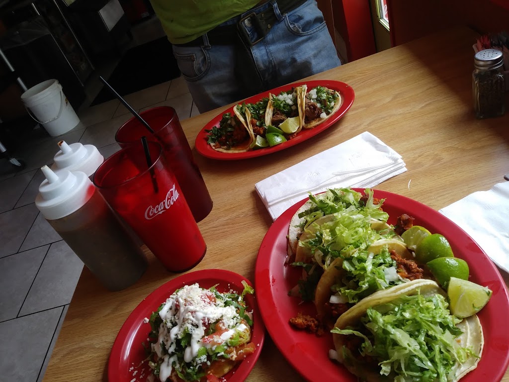 Los Potrillos Taqueria | 354 W Elm St #3718, Norristown, PA 19401 | Phone: (610) 279-5088