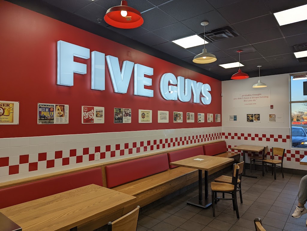 Five Guys | 493 Berlin - Cross Keys Rd, Sicklerville, NJ 08081 | Phone: (856) 875-5558