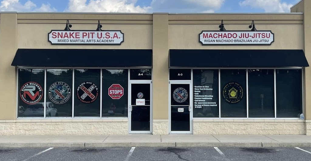 Snake Pit U.S.A. Mixed Martial Arts Academy/Machado Jiu-Jitsu | 900 12th Street, St #3, Hammonton, NJ 08037 | Phone: (609) 234-1874