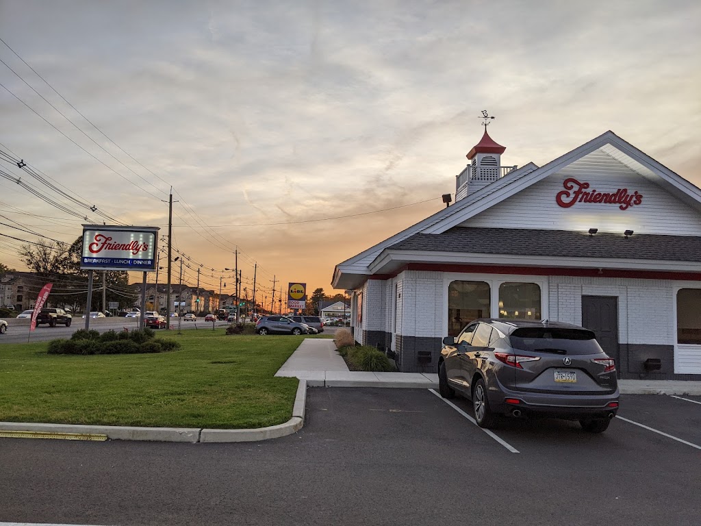 Friendlys | 505 US-130, Cinnaminson, NJ 08077 | Phone: (856) 829-4501