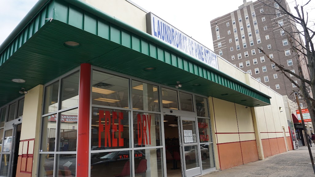 Laundromat of Pine Street LLC | 309 S 48th St, Philadelphia, PA 19143 | Phone: (215) 748-8883