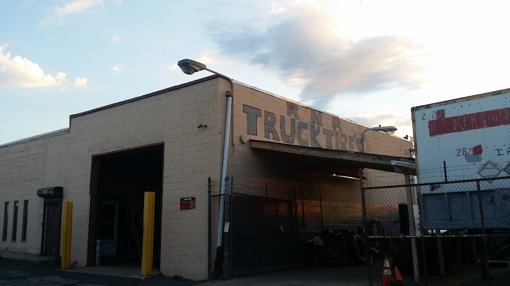 R & R Truck Tire Services Inc | 2264 Broadway, Camden, NJ 08104 | Phone: (856) 966-0058