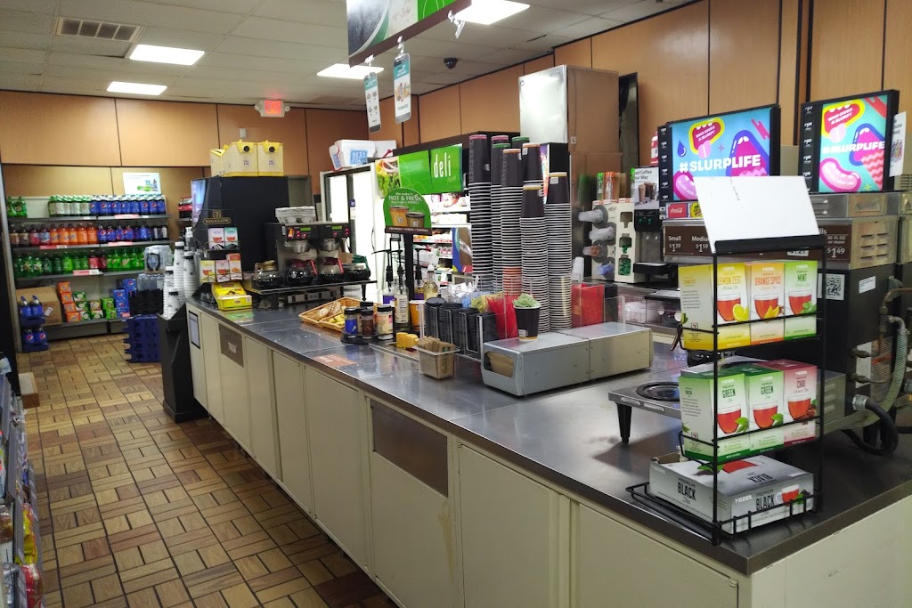 7-Eleven | 2760 Trenton Rd, Levittown, PA 19056 | Phone: (215) 946-8017