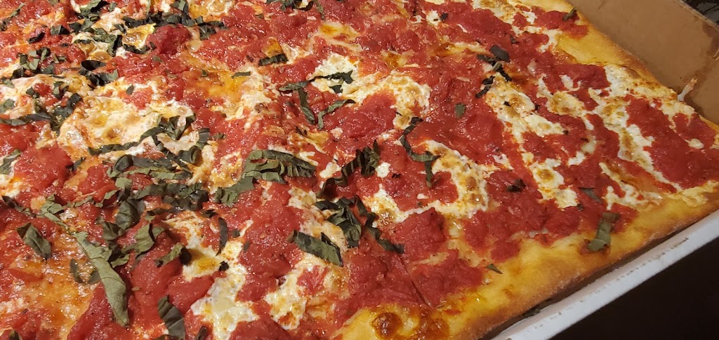 Original Dominicks Pizza | 206 Sanhican Dr #5013, Trenton, NJ 08618 | Phone: (609) 656-4300