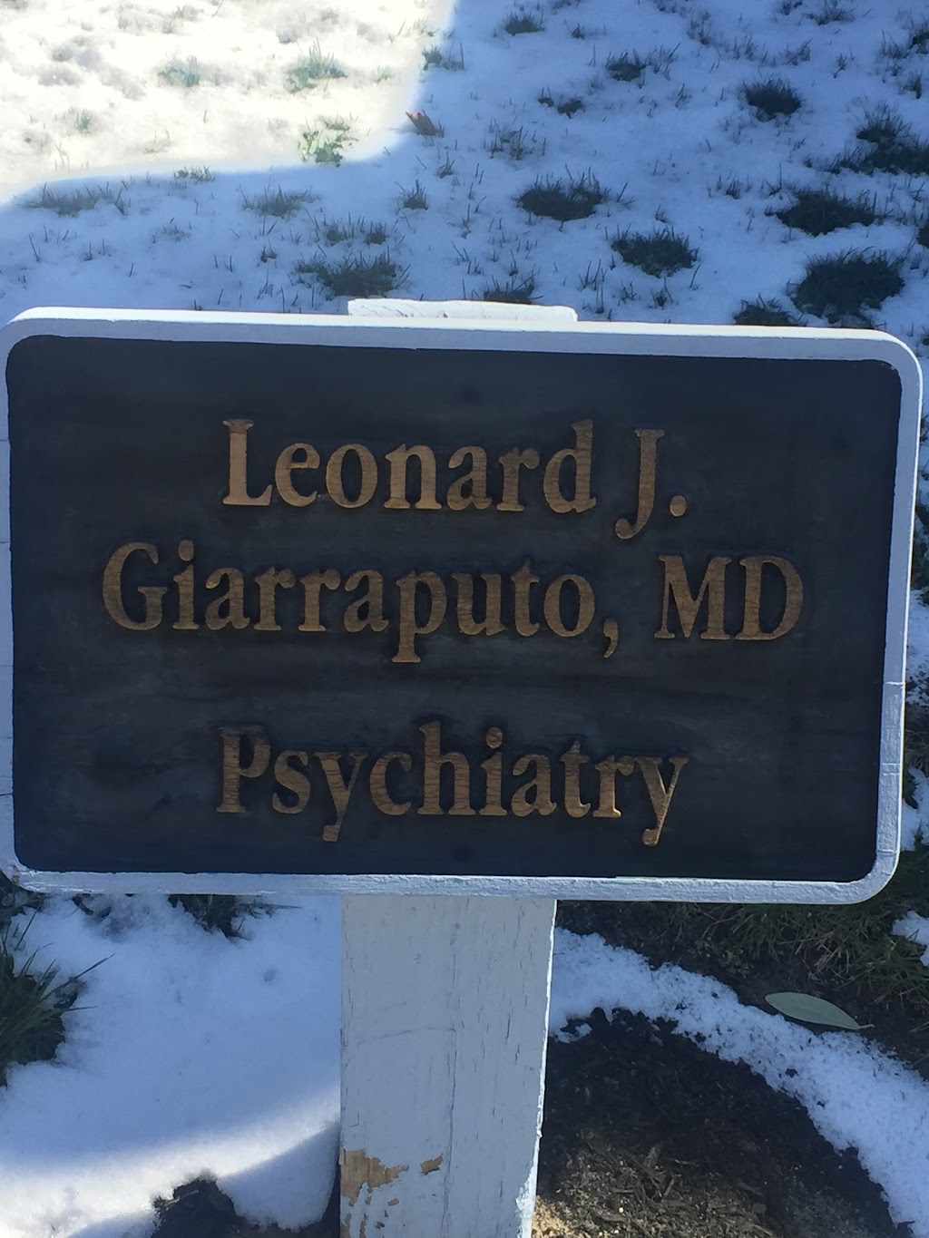 Leonard J. Giarraputo, MD - Psychiatrist | 189 Lakeview Dr S #102, Gibbsboro, NJ 08026 | Phone: (856) 784-7744