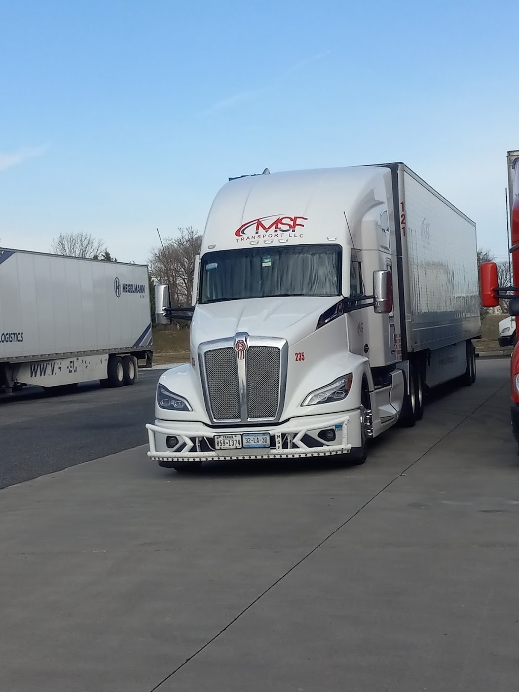 Daimler Trucks North America | 1140 Commerce Blvd, Swedesboro, NJ 08085 | Phone: (856) 467-6000