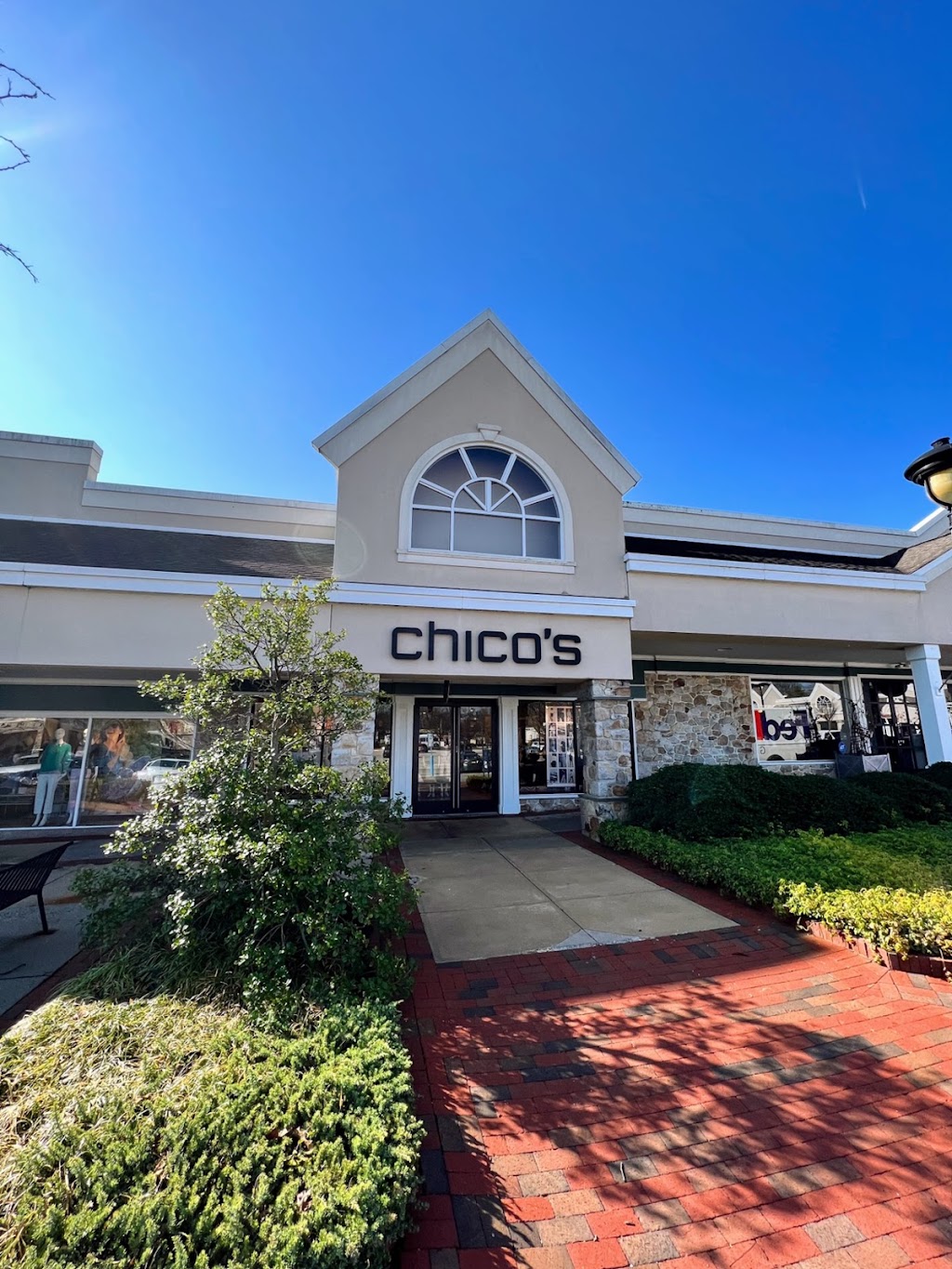 Chicos | Shopping Center, 20 Paoli Pike, Paoli, PA 19301 | Phone: (610) 407-4074