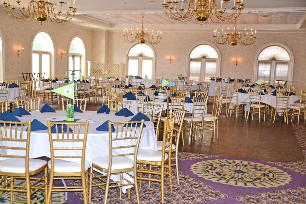 Spring Mill Country Club | 80 Jacksonville Rd, Ivyland, PA 18974 | Phone: (215) 675-6000