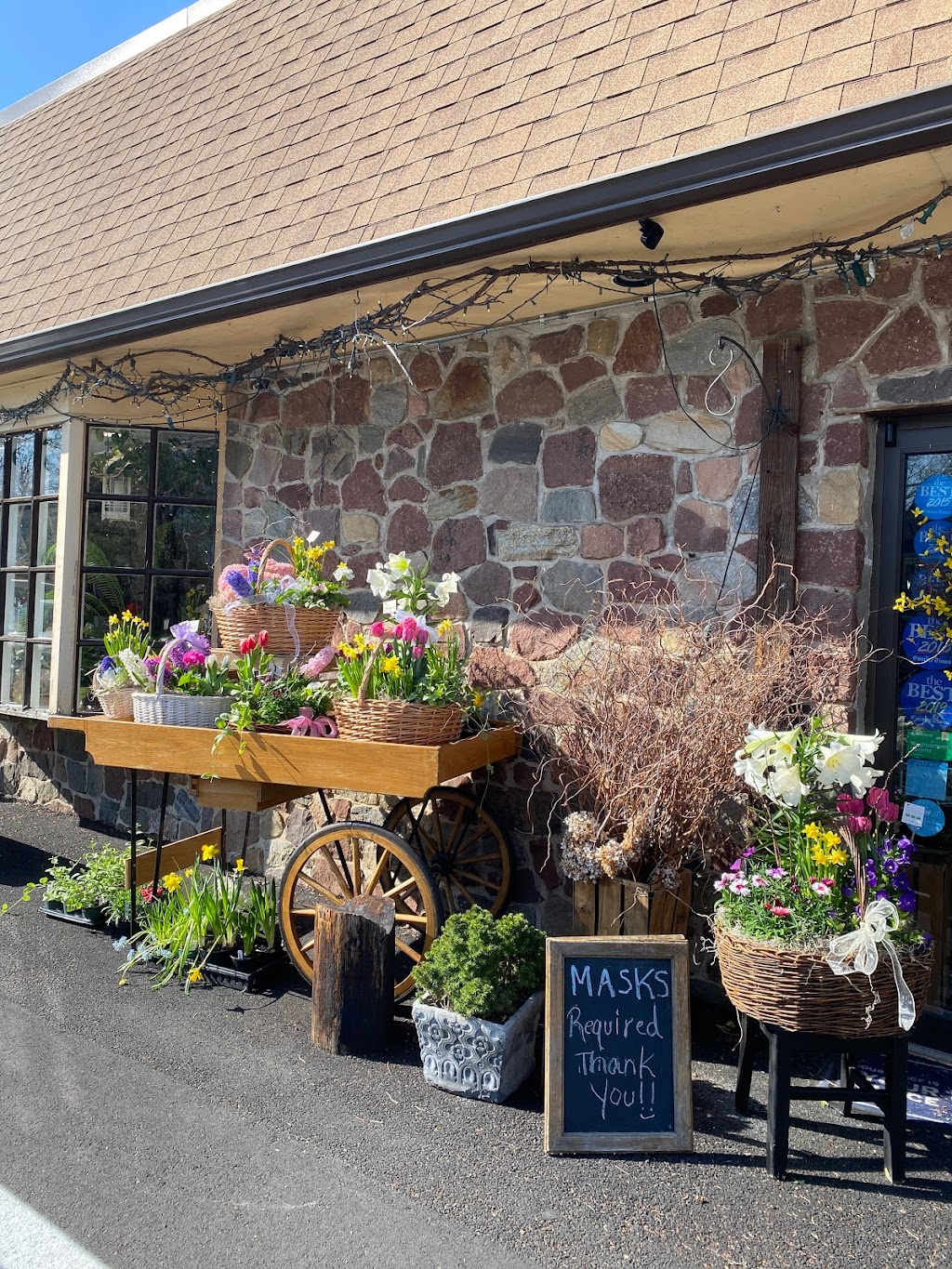 Ye Olde Yardley Florist | 175 S Main St, Yardley, PA 19067 | Phone: (215) 493-5656