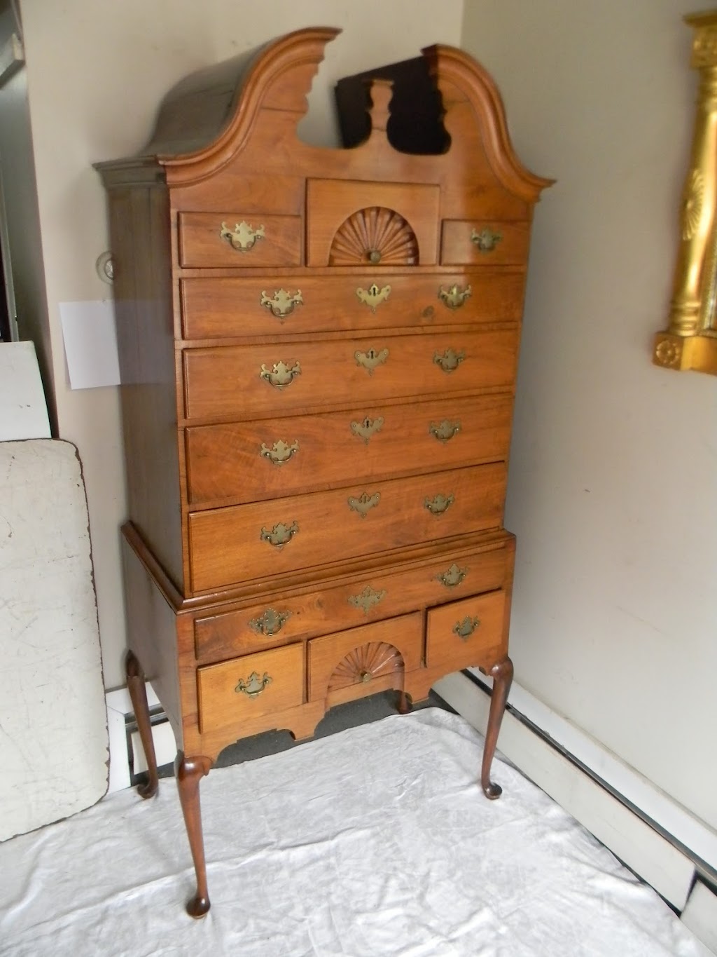 Blums Chestnut Hill Antiques | 45 E Chestnut Hill Ave, Philadelphia, PA 19118 | Phone: (215) 242-8877