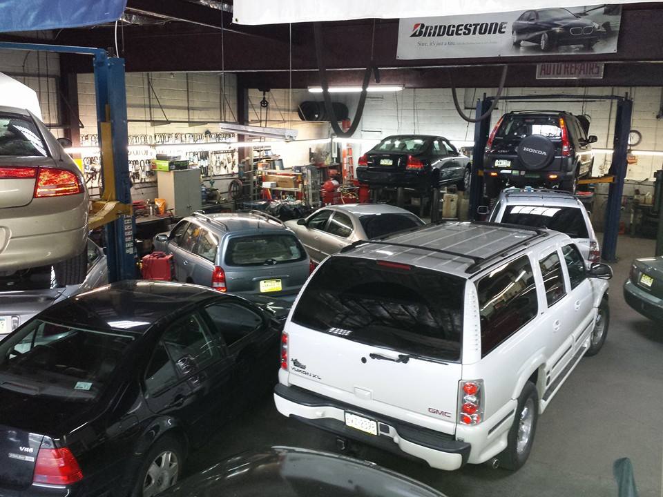 Mina Motors Auto Repair | 1411 Fitzwater St, Philadelphia, PA 19146 | Phone: (215) 735-2749