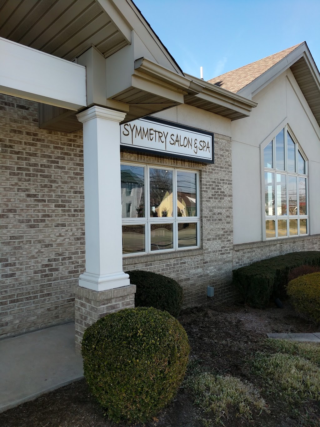 Symmetry Salon & Spa | 1570 Sumneytown Pike, Lansdale, PA 19446 | Phone: (215) 855-0173