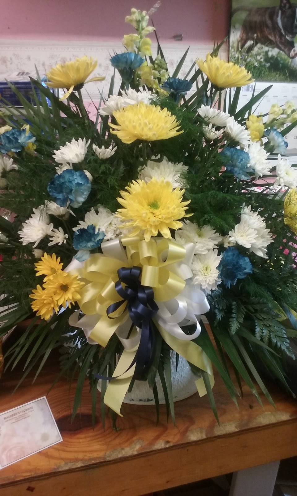 Maureens Flowers | 3826 Morrell Ave, Philadelphia, PA 19114 | Phone: (215) 637-6370