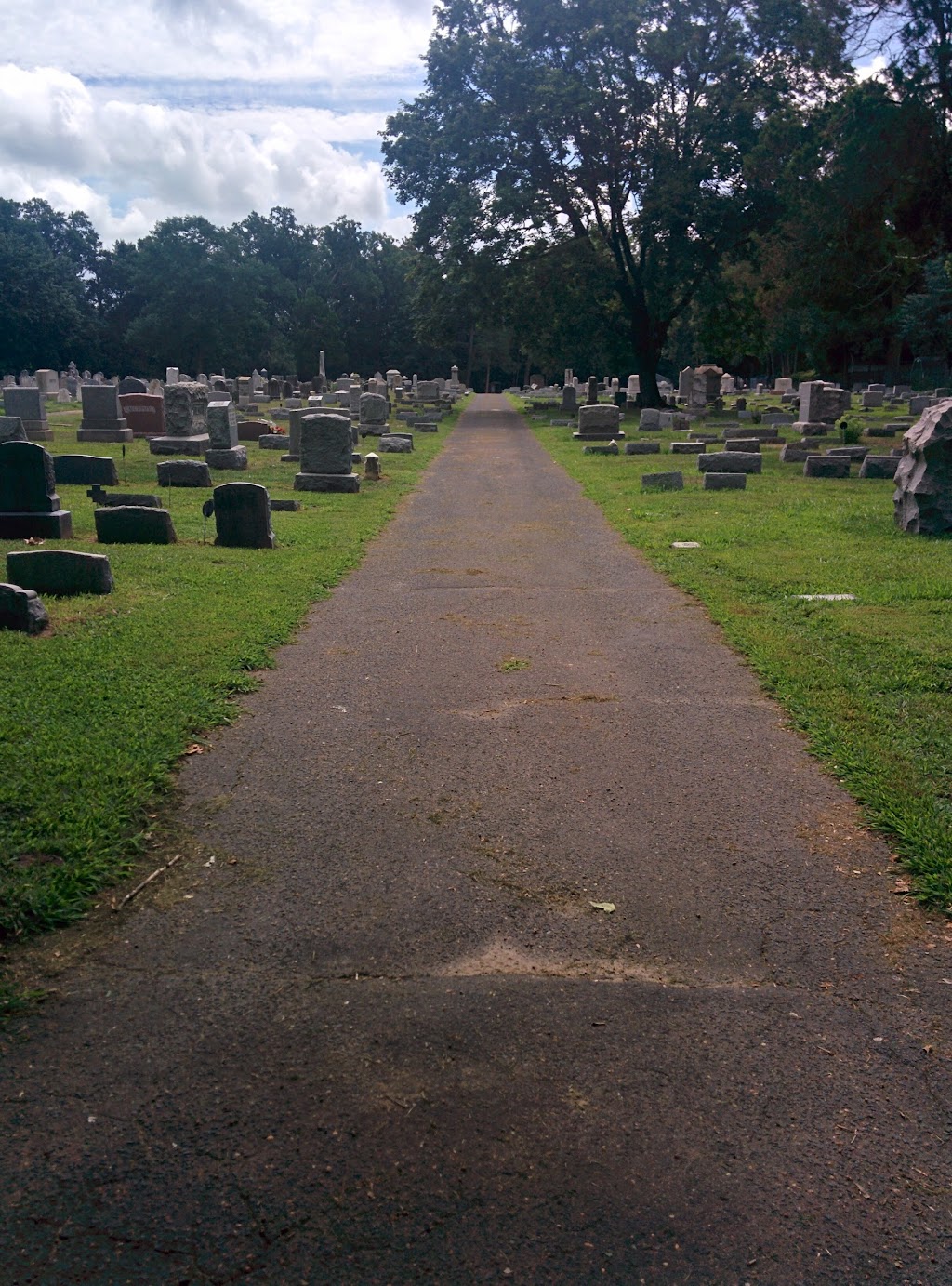 Haddonfield Baptist Cemetery | 402 Kings Hwy E, Haddonfield, NJ 08033 | Phone: (856) 429-1644