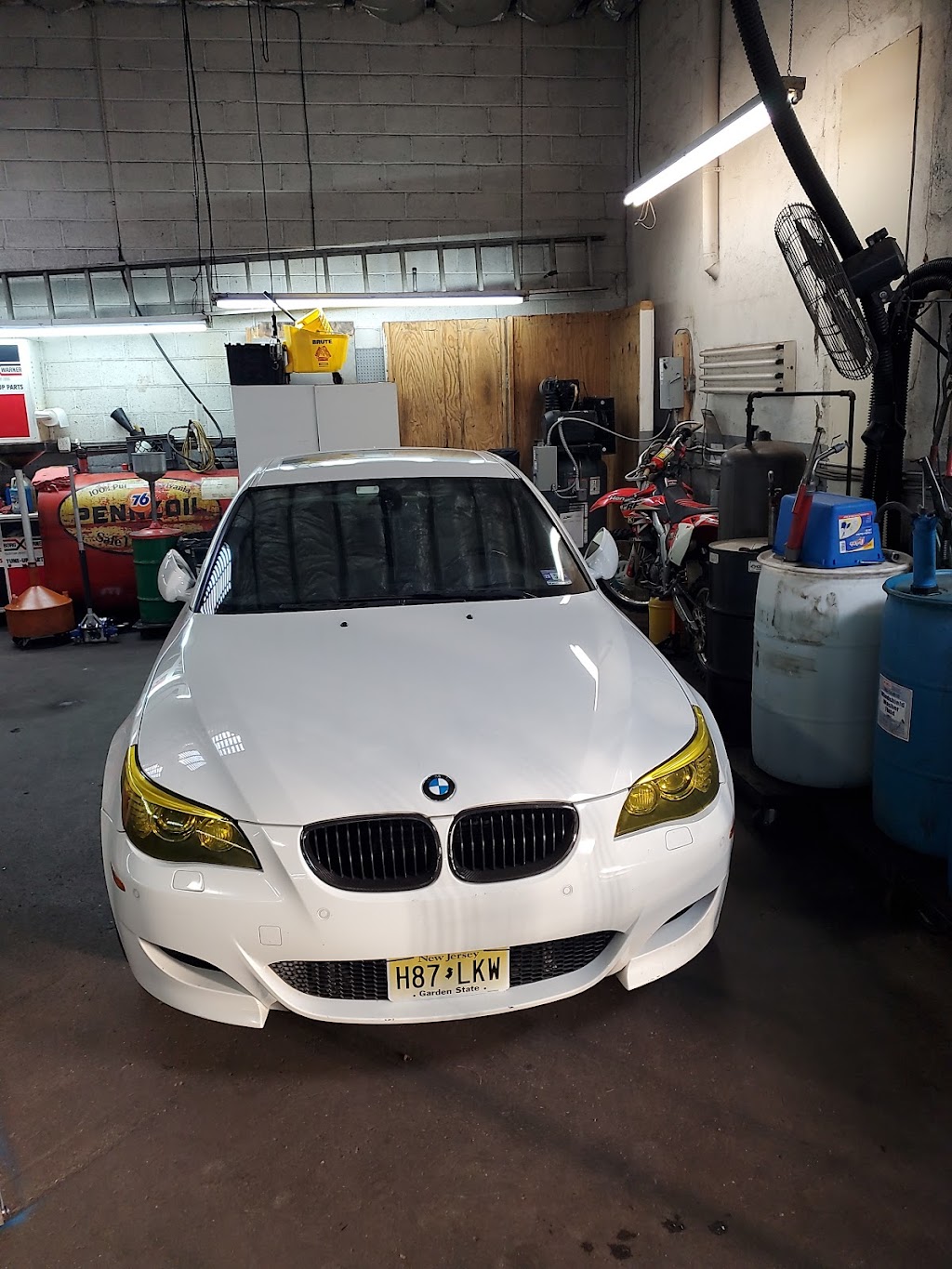 Mina Motors Auto Repair | 1411 Fitzwater St, Philadelphia, PA 19146 | Phone: (215) 735-2749