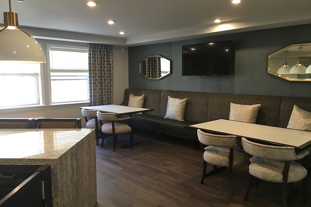 Brandywine Living at Senior Suites | 2101 New Hope St, East Norriton, PA 19401 | Phone: (610) 272-6200