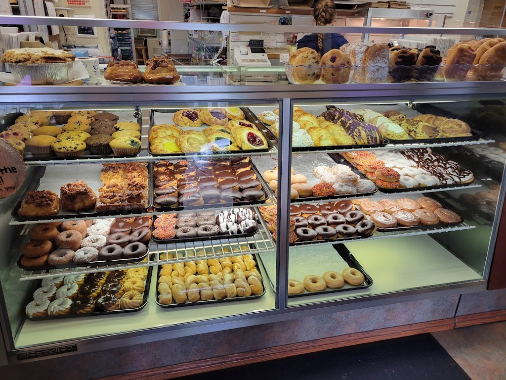 Daryls Pastries Inc | 102 N Keswick Ave, Glenside, PA 19038 | Phone: (215) 886-6656