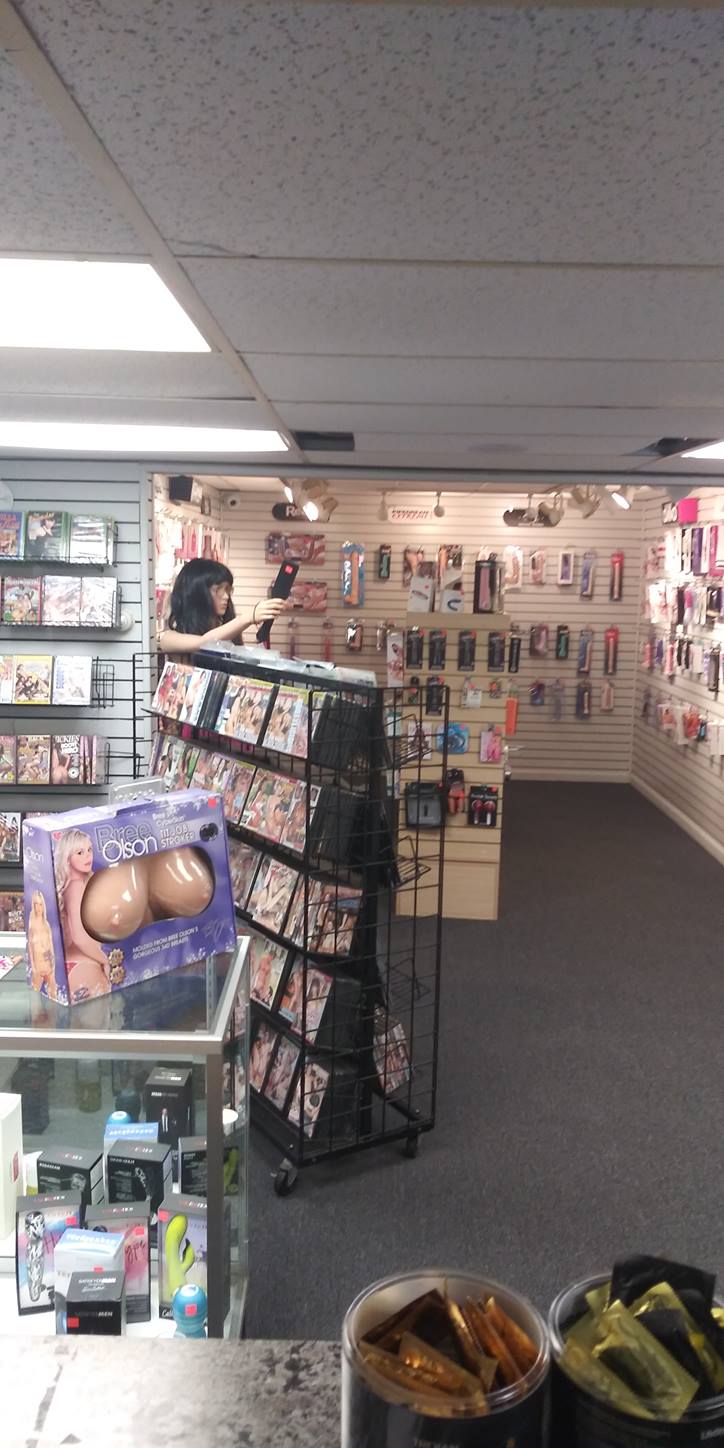 Gemini Books | 2841 NJ-42, Sicklerville, NJ 08081 | Phone: (856) 629-9819