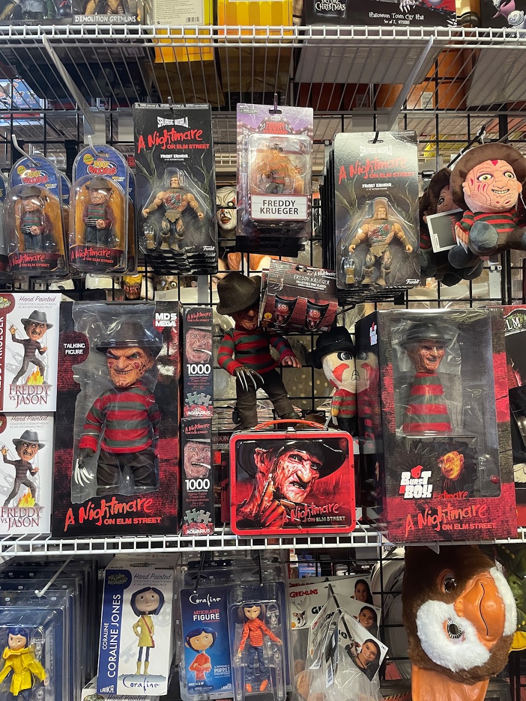 ScarePros Halloween, Horror Toys & Collectibles | 8520 New Falls Rd showroom a, Levittown, PA 19054 | Phone: (215) 547-1906