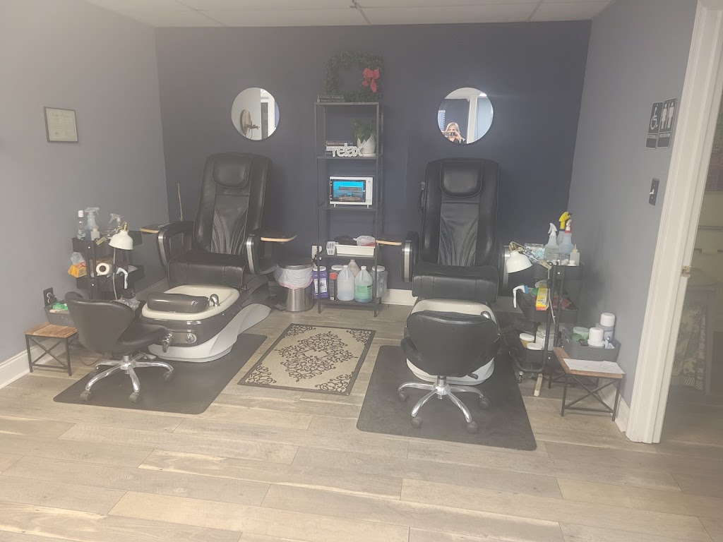 Dirty Blonde Salon | 901 B N Bethlehem Pike, Spring House, PA 19477 | Phone: (215) 643-5833