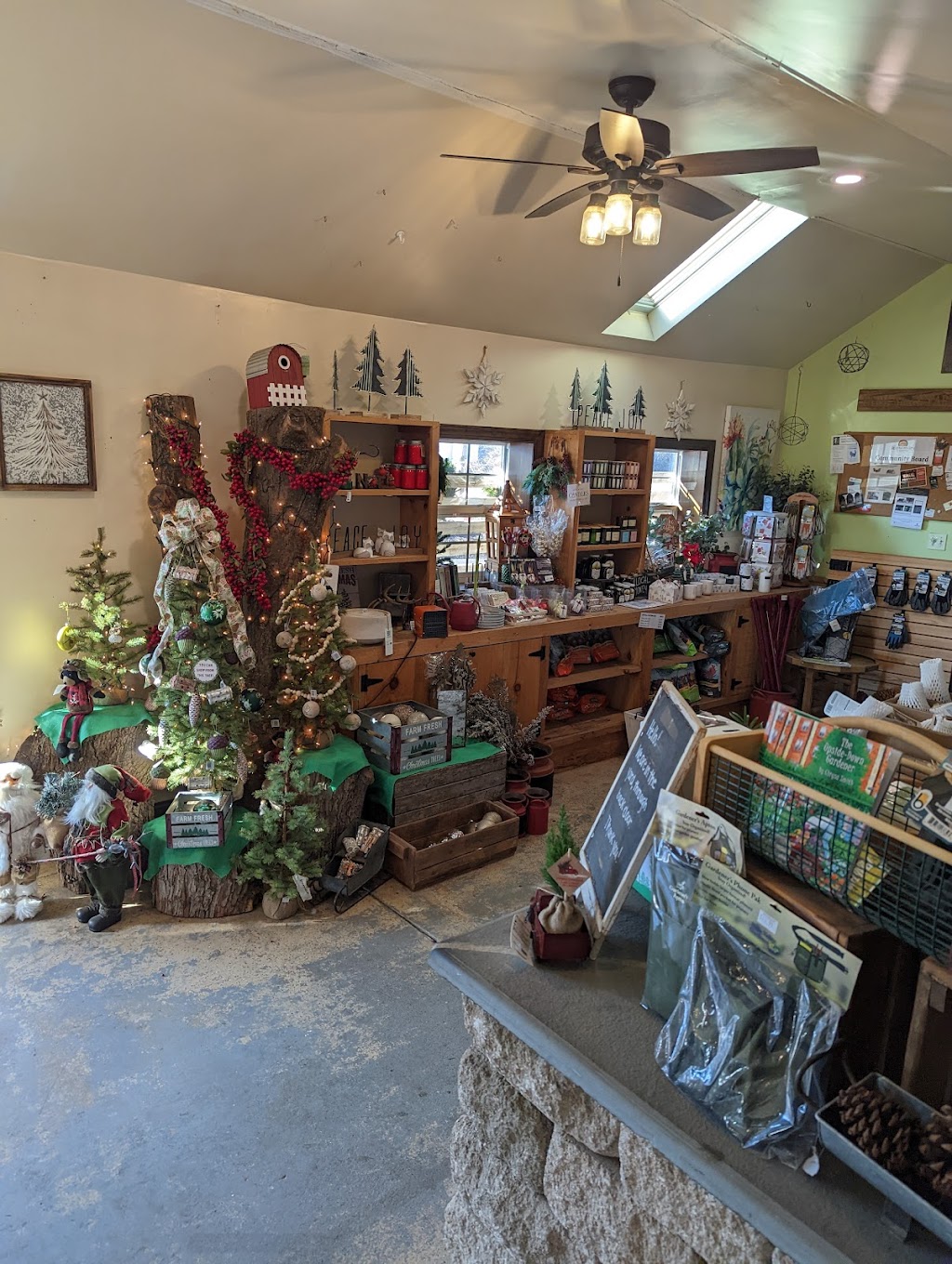 Froehlichs Farm & Garden Center | 3143 York Rd., Furlong, PA 18925 | Phone: (215) 794-8733