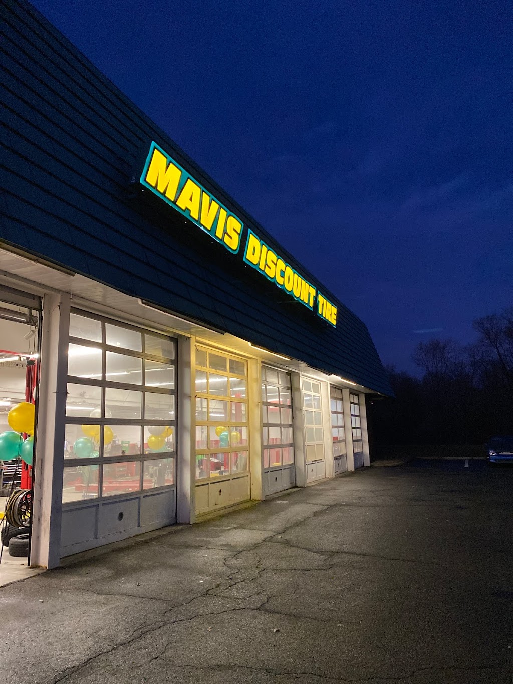 Mavis Discount Tire | 95 Commerce Cir #95, Bristol, PA 19007 | Phone: (267) 996-3531