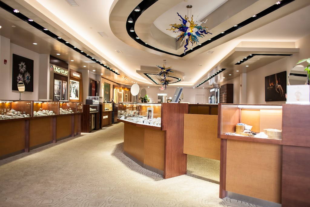 Bernie Robbins Jewelers | 200 N Sycamore St, Newtown, PA 18940 | Phone: (215) 579-8224