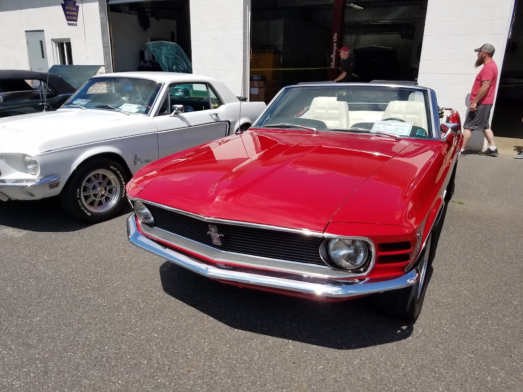 Mustang Barn and American Classics | 651 Sumneytown Pike, Harleysville, PA 19438 | Phone: (215) 723-3722