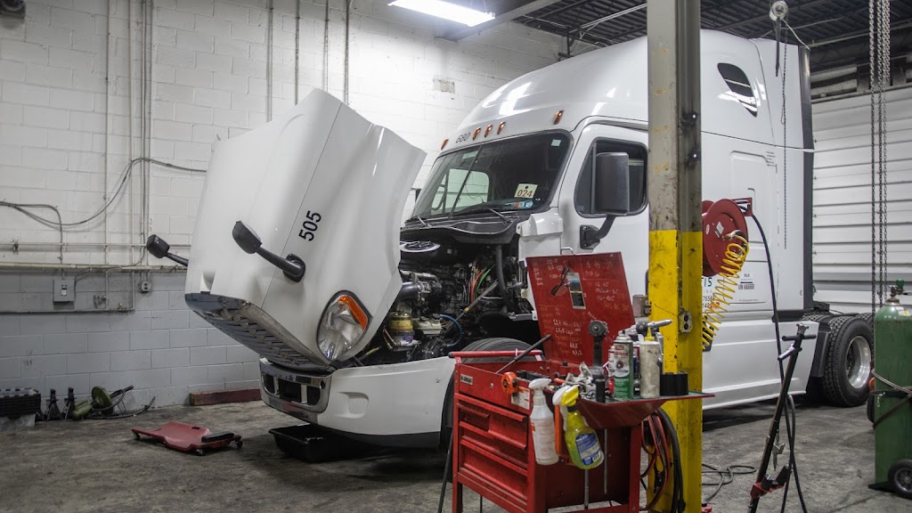 Mr. Truck & Trailer Repairs | 3099 Orthodox St #2049, Philadelphia, PA 19137 | Phone: (215) 391-8262