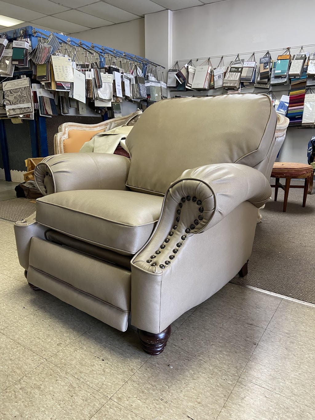 Feasterville Upholstery | 310 Bustleton Pike, Feasterville-Trevose, PA 19053 | Phone: (215) 355-5045