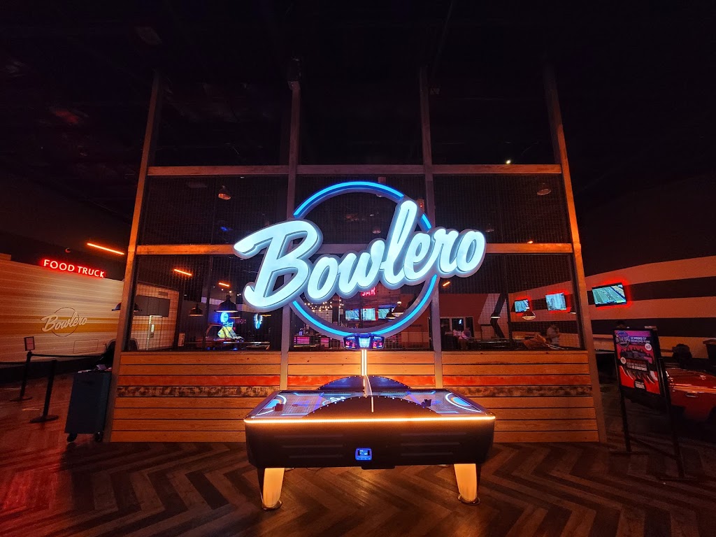 Bowlero Feasterville | 100 E Street Rd, Feasterville-Trevose, PA 19053 | Phone: (215) 322-7755