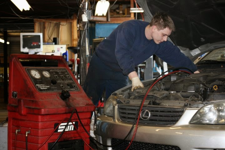 Victors Auto Care | 444 S Main St, Hatfield, PA 19440 | Phone: (215) 855-1002