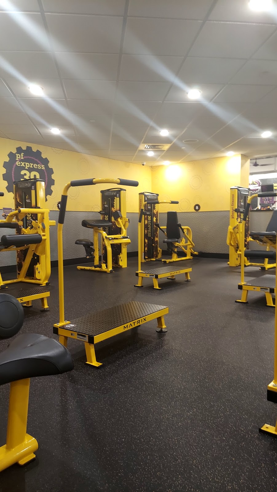 Planet Fitness | 2800 Fox St, Philadelphia, PA 19129 | Phone: (215) 227-1960