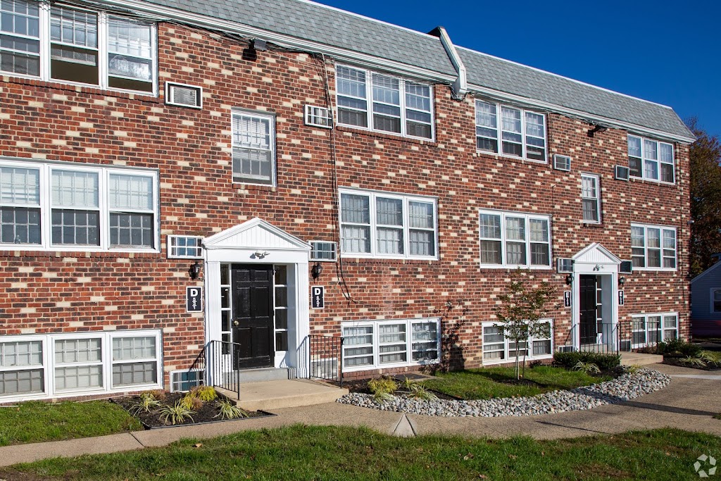 East Browning Apartments | 327 E Browning Rd, Bellmawr, NJ 08031 | Phone: (856) 537-5519