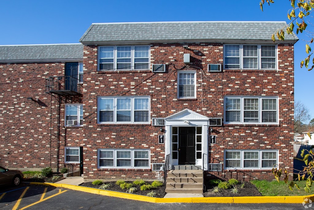 East Browning Apartments | 327 E Browning Rd, Bellmawr, NJ 08031 | Phone: (856) 537-5519