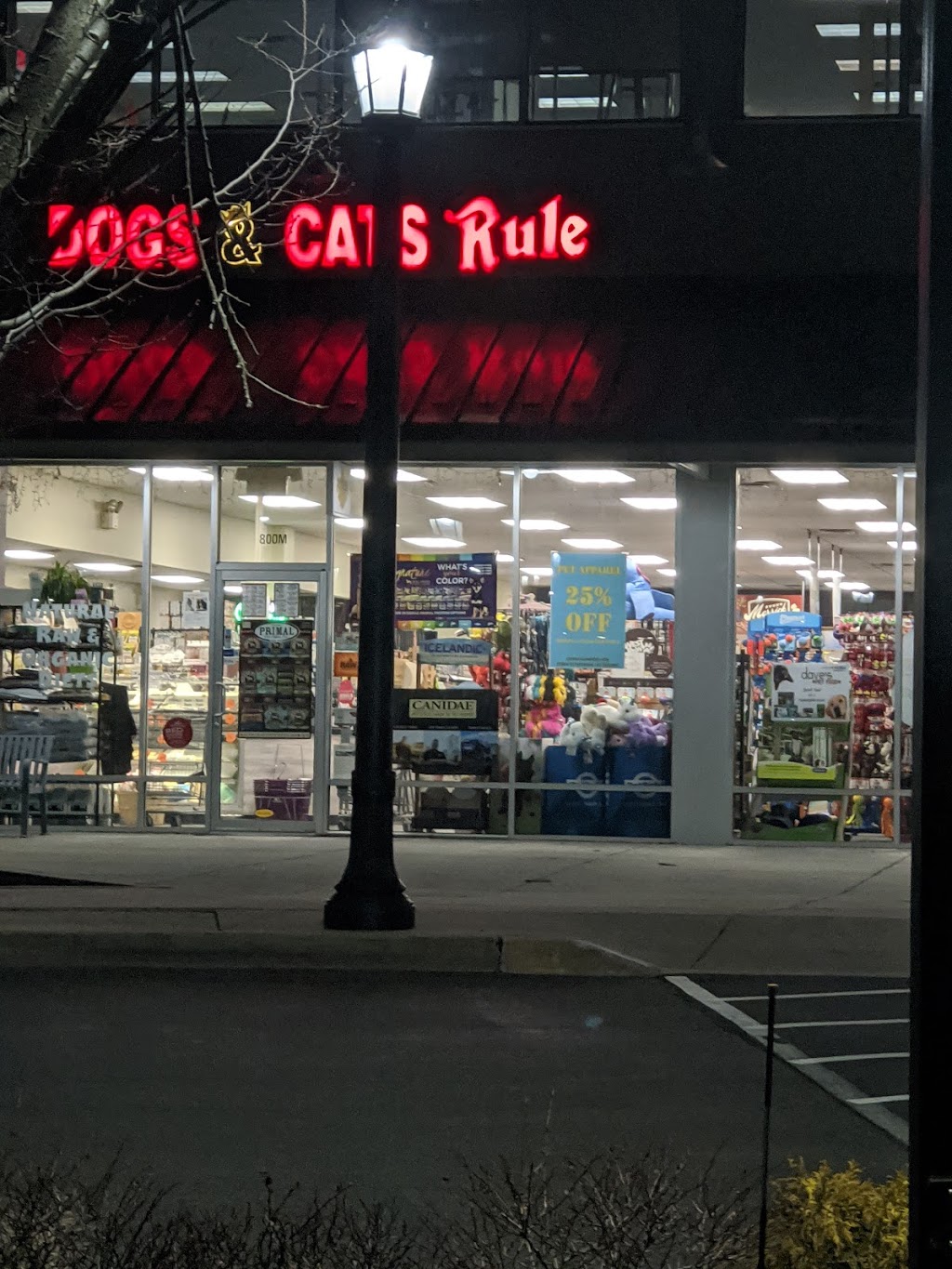 Dogs & Cats Rule | 800 Denow Rd # M, Pennington, NJ 08534 | Phone: (609) 730-1190