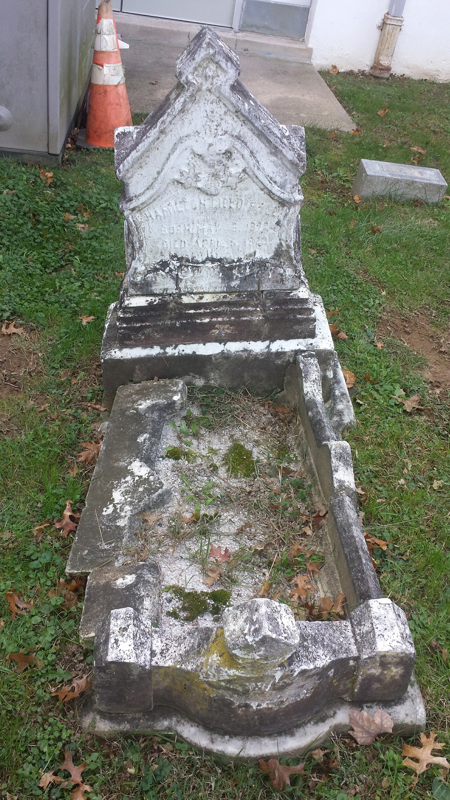 Mount Hope Cemetery in Aston PA | 4010 Concord Rd, Aston, PA 19014 | Phone: (610) 459-5619