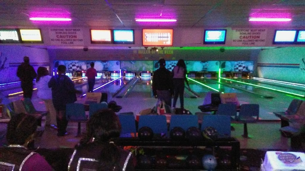 Wynnewood Lanes | 2228 Haverford Rd, Ardmore, PA 19003 | Phone: (610) 642-7512