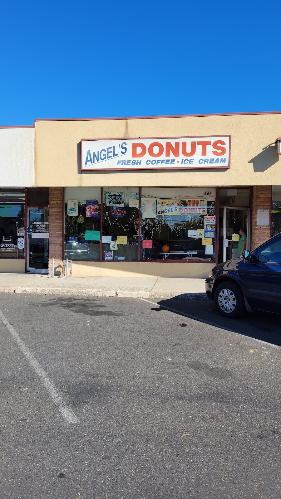 Angels Donuts | 267 E County Line Rd, Hatboro, PA 19040 | Phone: (215) 672-3443